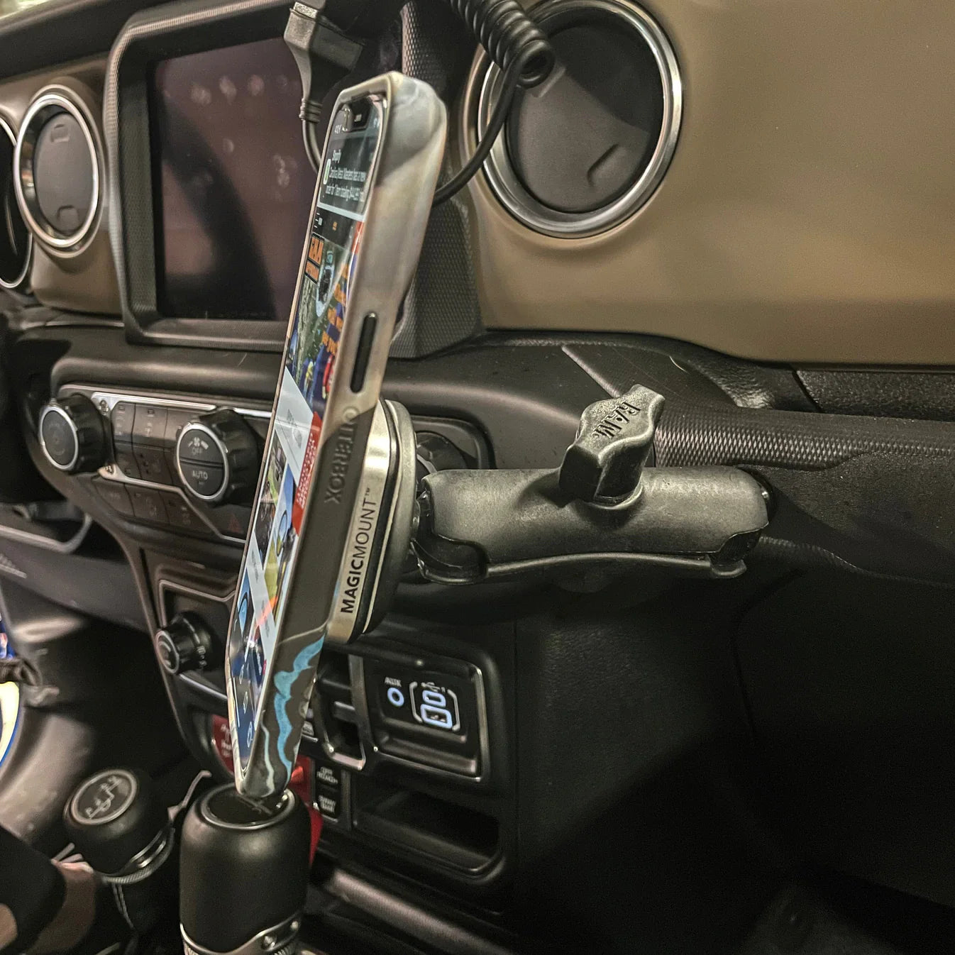 UNIVERSAL ACCESSORY MOUNT FOR 2018+ WRANGLER JL & GLADIATOR product view 11
