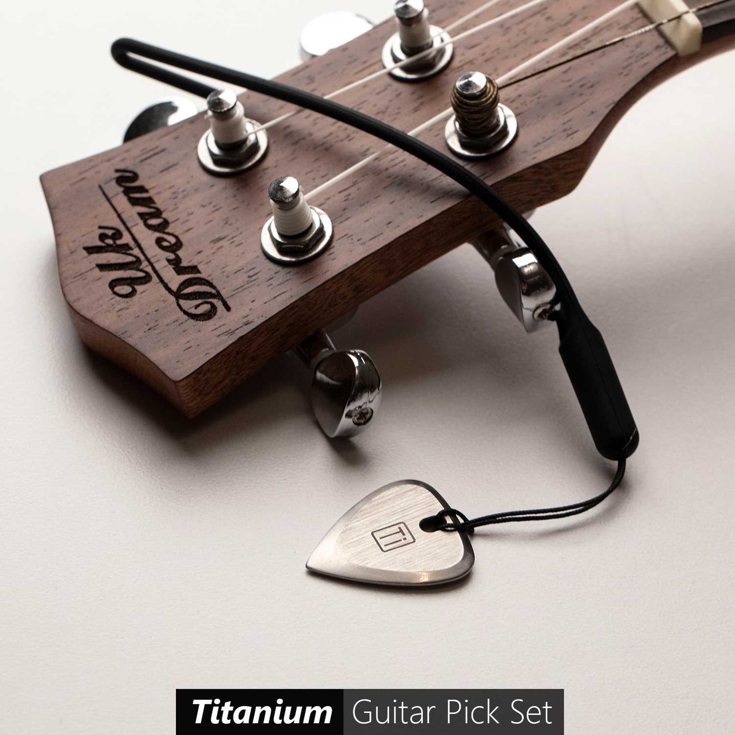 GPCA Titanium guitar pick set