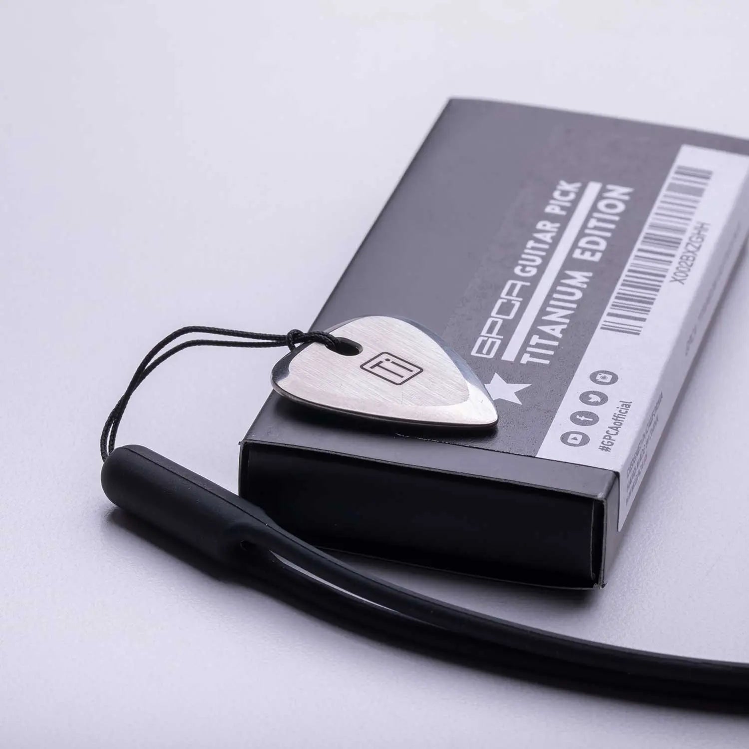 GPCA Titanium guitar pick set gift box